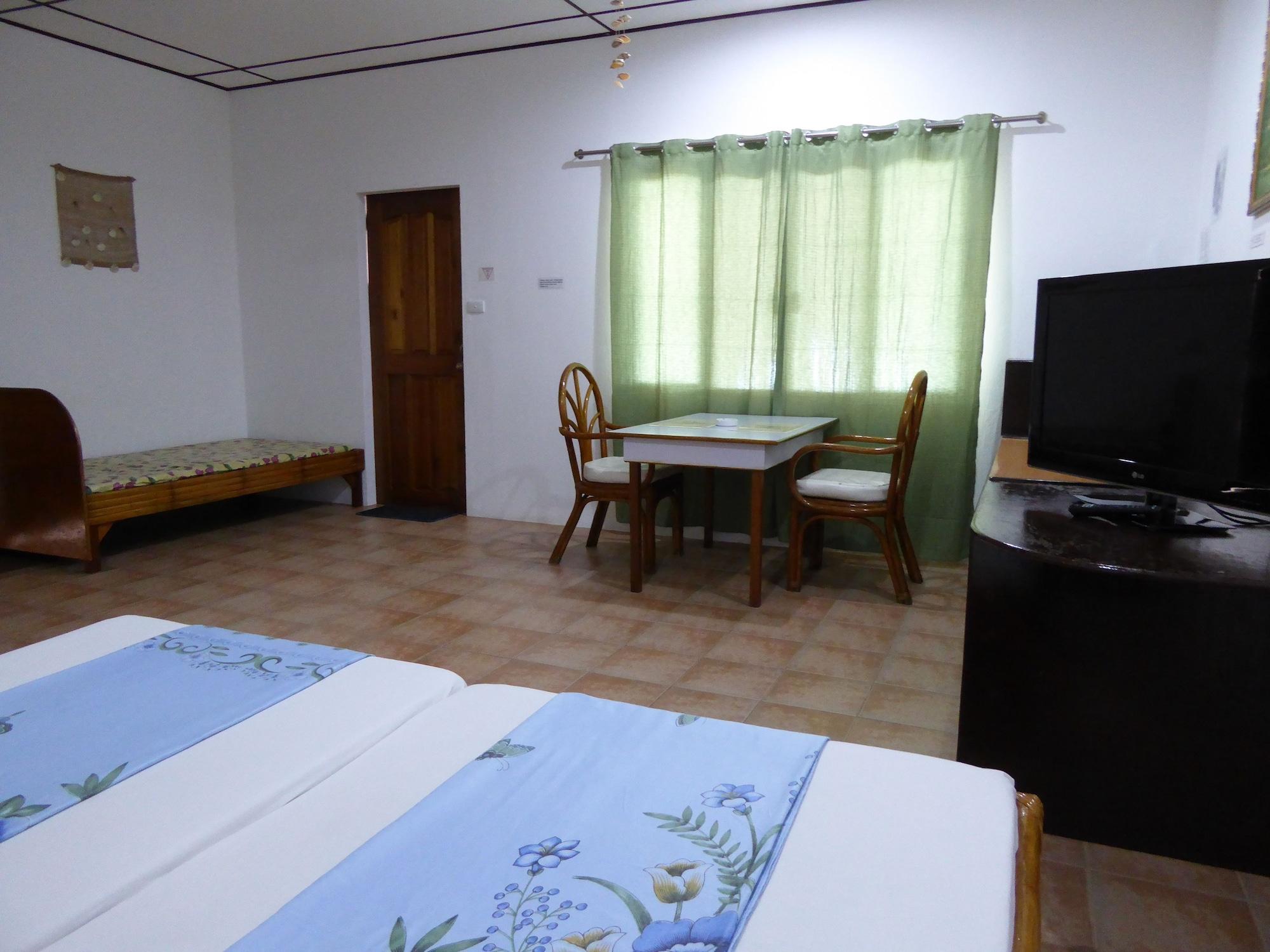 Marcosas Cottages Resort Moalboal Zewnętrze zdjęcie