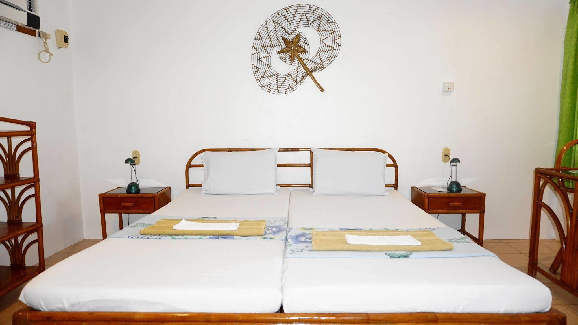 Marcosas Cottages Resort Moalboal Zewnętrze zdjęcie